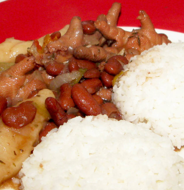 Chicken's Feet Stew Peas