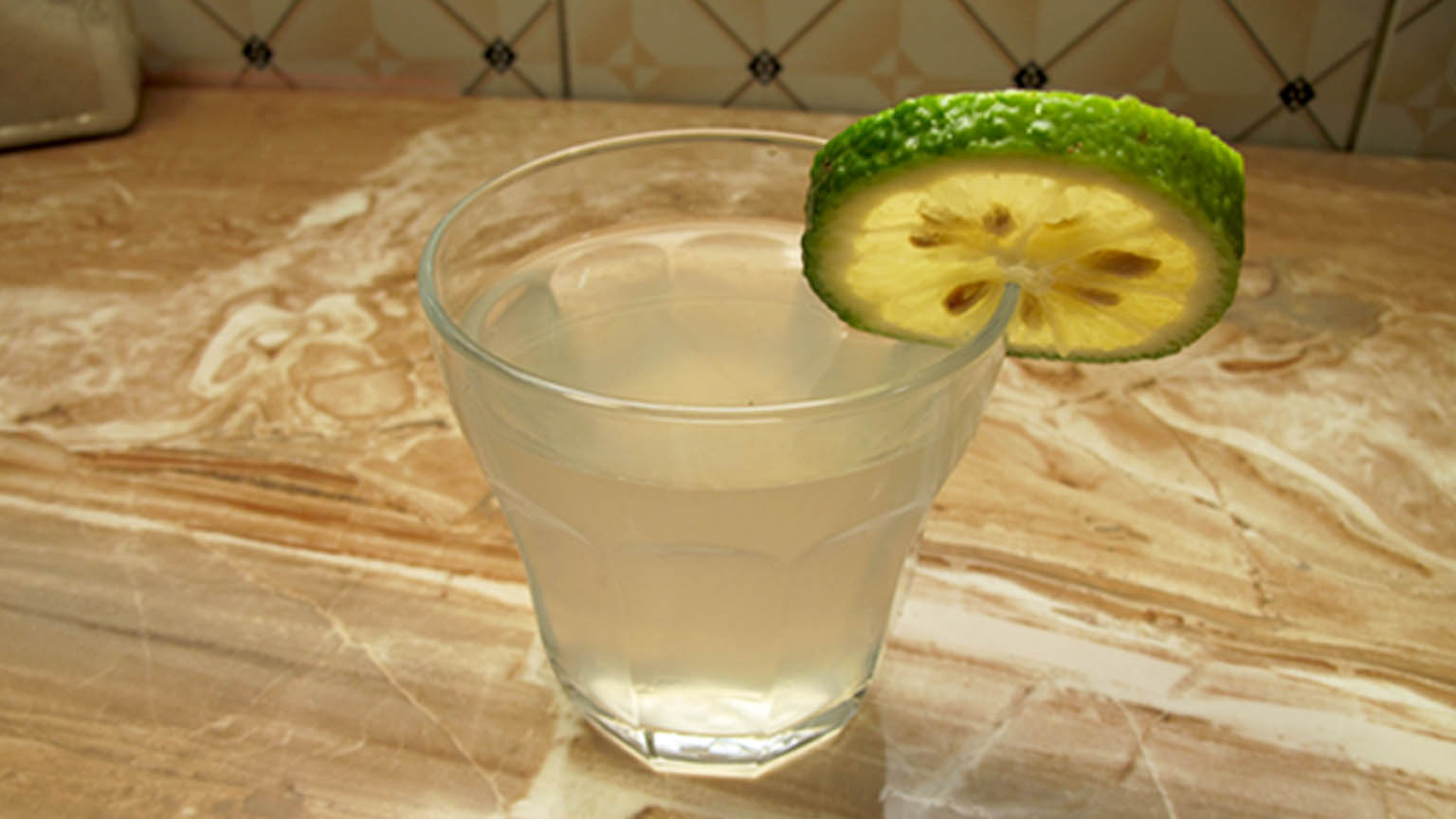 Lemonade or Limeade Beverage