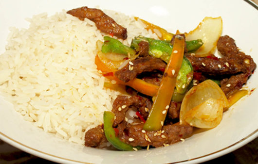 Peppered Steak Onion Stirfry