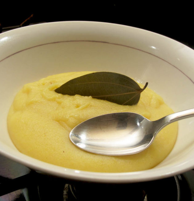 Thick Cornmeal Condensed Milk Porridge