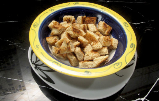 how to make easy croutons