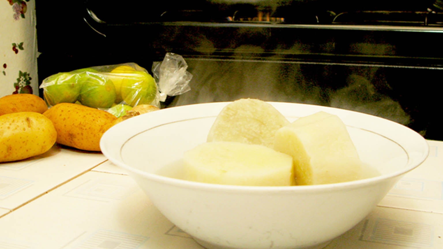 Boiled Yellow Yam – Jamaican Dinners